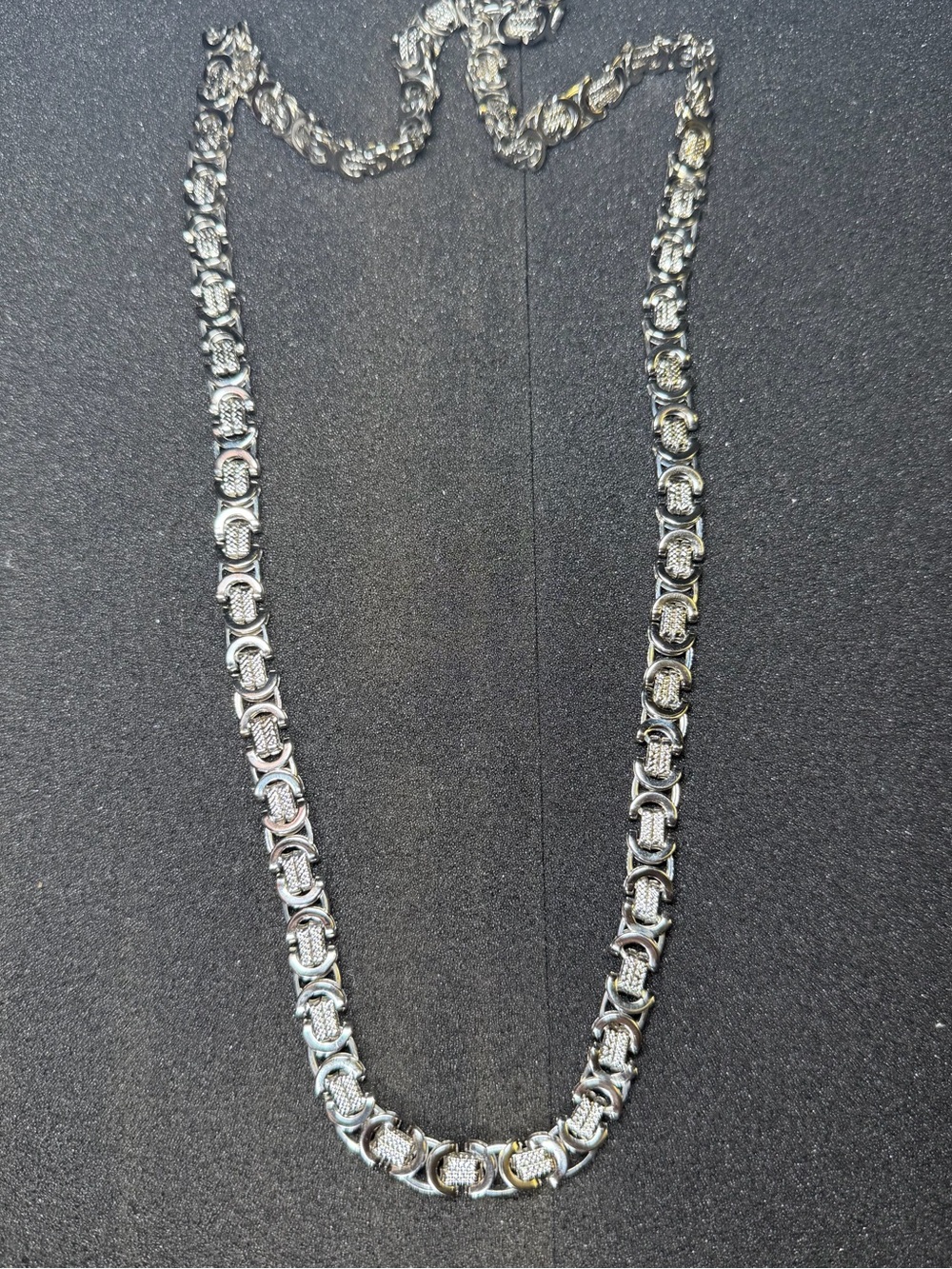 Gucci Link Chain Necklace - Silver - Picture 5 of 6